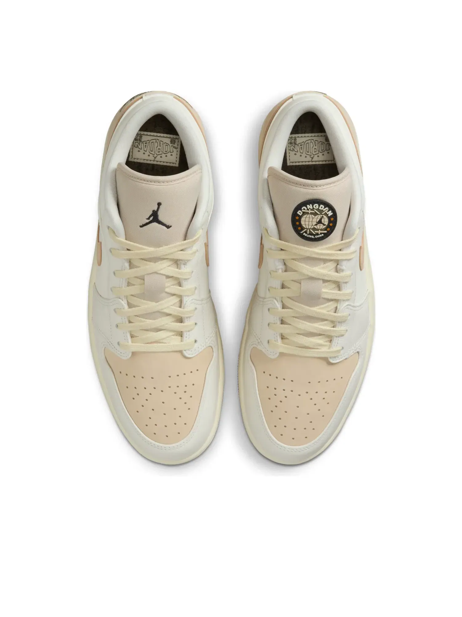 Мужские кроссовки с низким верхом Air Jordan 1 Low Dongdan — изображение 2 из 6, бежевый