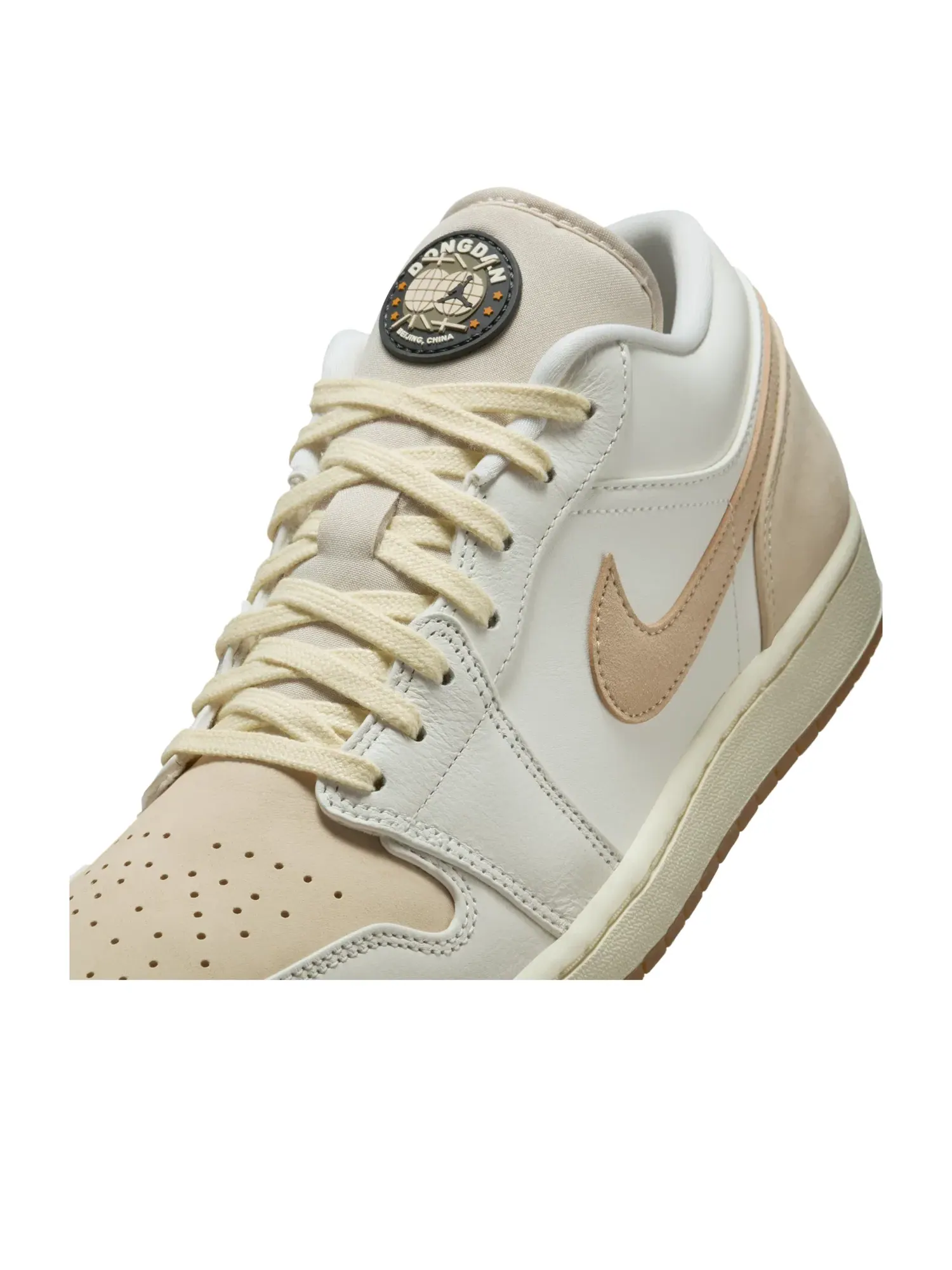 Мужские кроссовки с низким верхом Air Jordan 1 Low Dongdan — изображение 5 из 6, бежевый