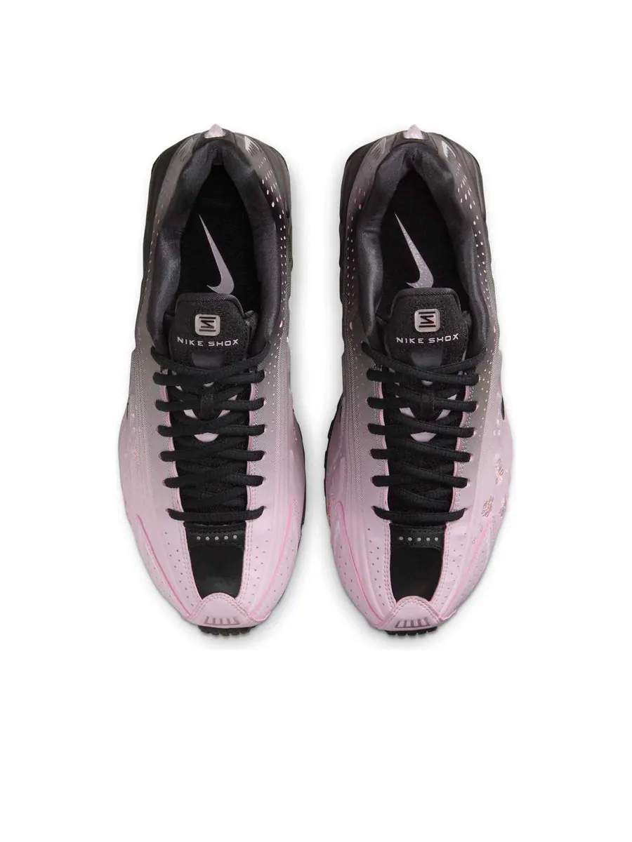 Кроссовки (WMNS) Nike Shox R4 'Sakura' — изображение 4 из 6, розовый