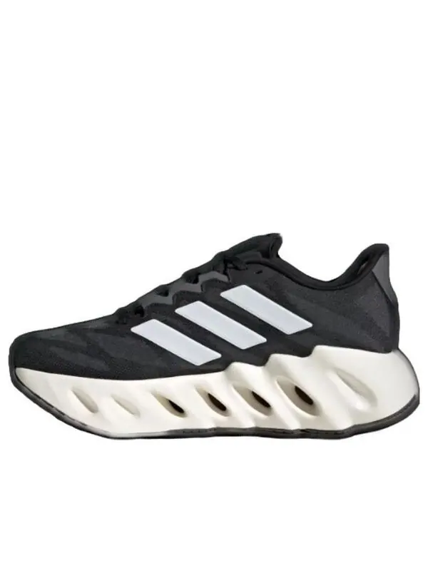Кроссовки switch fwd беговые кроссовки Adidas — изображение 1 из 4, черный/белый/серый