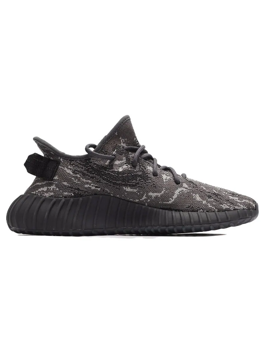 Кроссовки adidas Yeezy Boost 350 V2 'Dark Salt' — изображение 2 из 6, черный