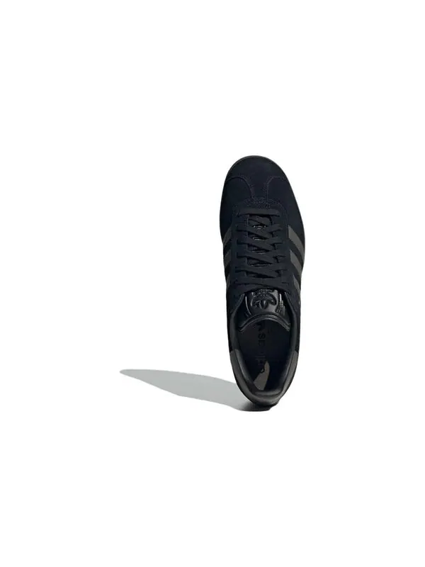 Кроссовки газель Adidas — изображение 3 из 4