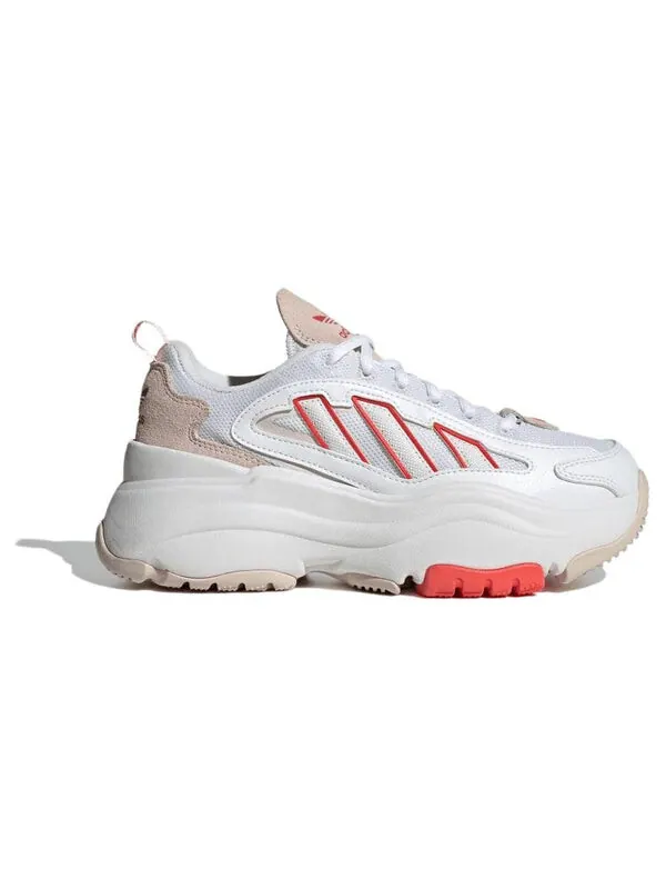 Кроссовки ozgaia Adidas — изображение 3 из 4