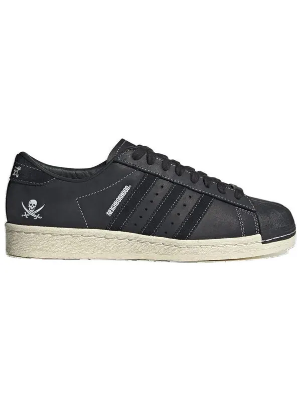 Кроссовки оригинальные superstar x neighborhood shoes Adidas — изображение 2 из 4, черный/белый