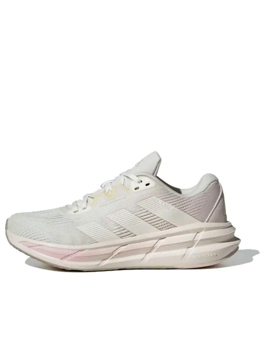 Кроссовки (WMNS) adidas Questar 3 'Cream Pink' — изображение 1 из 5, белый