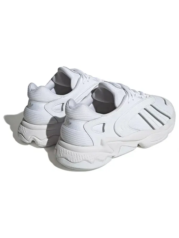 Кроссовки оригиналы oztral Adidas — изображение 4 из 4