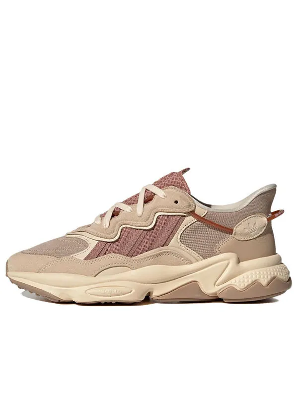 Кроссовки оригиналы кроссовки ozweego Adidas — изображение 1 из 4, бежевый//песочный