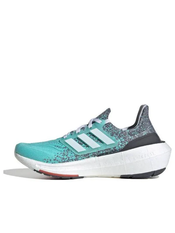 Кроссовки ультрабуст лайт Adidas — изображение 1 из 1