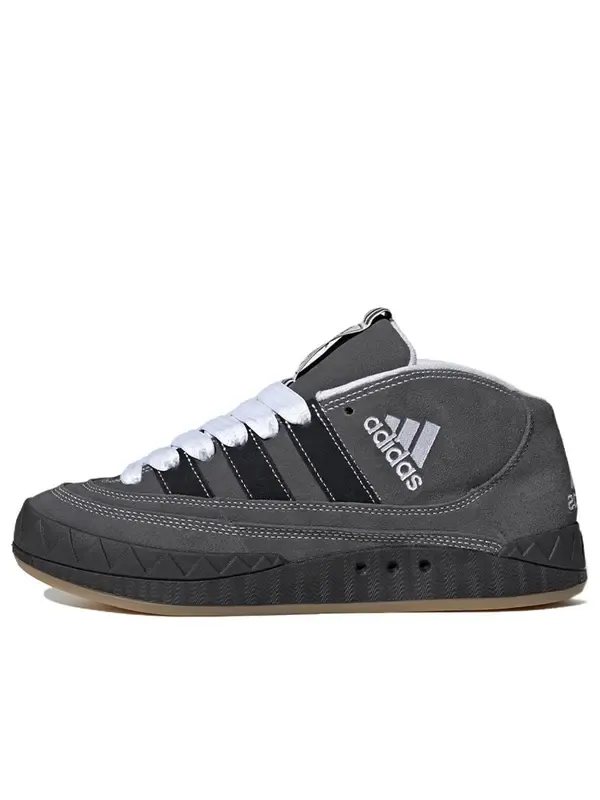 Кроссовки adimatic mid Adidas — изображение 1 из 4, серый/черный/белый