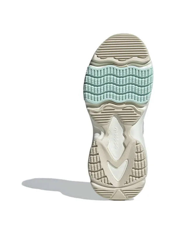 Кроссовки оригиналы ozgaia Adidas — изображение 3 из 3, белый