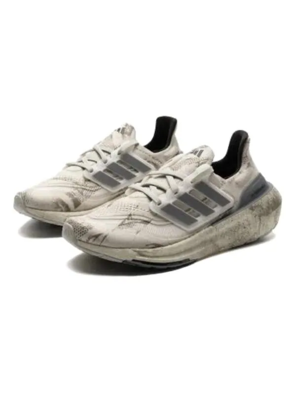 Кроссовки ультрабуст лайт Adidas — изображение 3 из 4, серый/серый/серый
