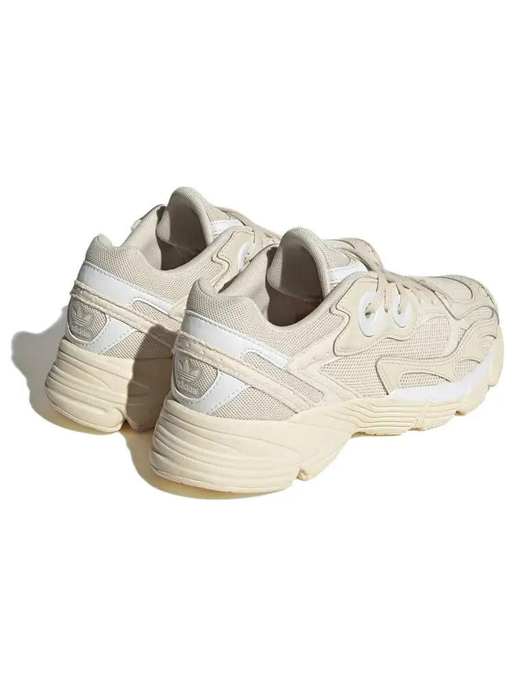 Женские кроссовки Adidas Originals Astir Lifestyle — изображение 3 из 5