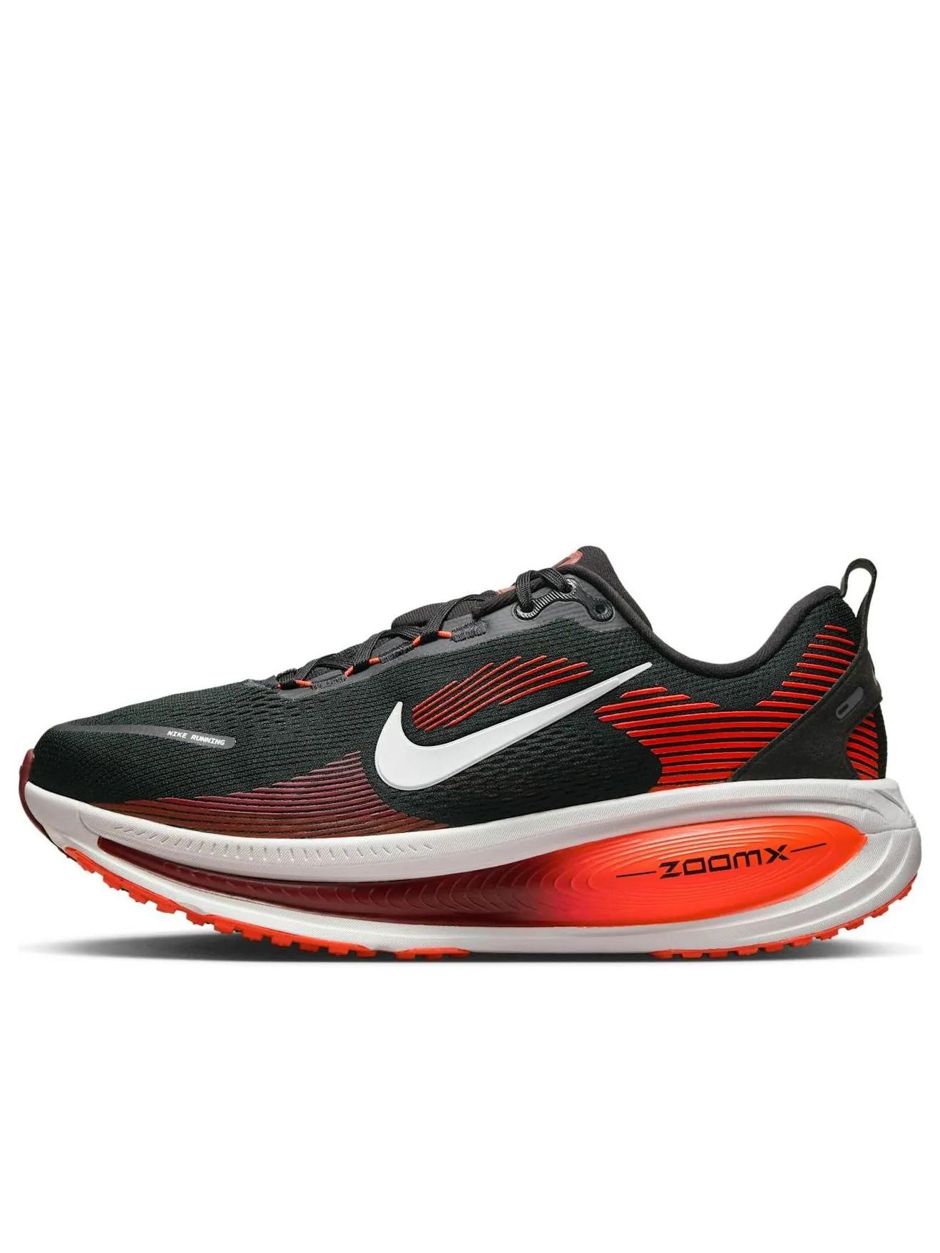 Кроссовки Nike Vomero 18 Extra Wide 'Black Bright Crimson' — изображение 1 из 6