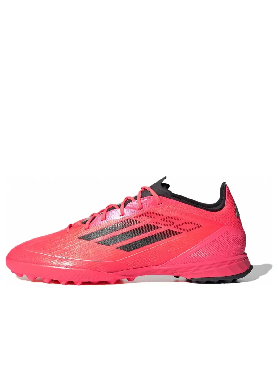Кроссовки adidas F50 Pro Turf 'Turbo Aurora Black Platinum Metallic' — изображение 1 из 5, розовый