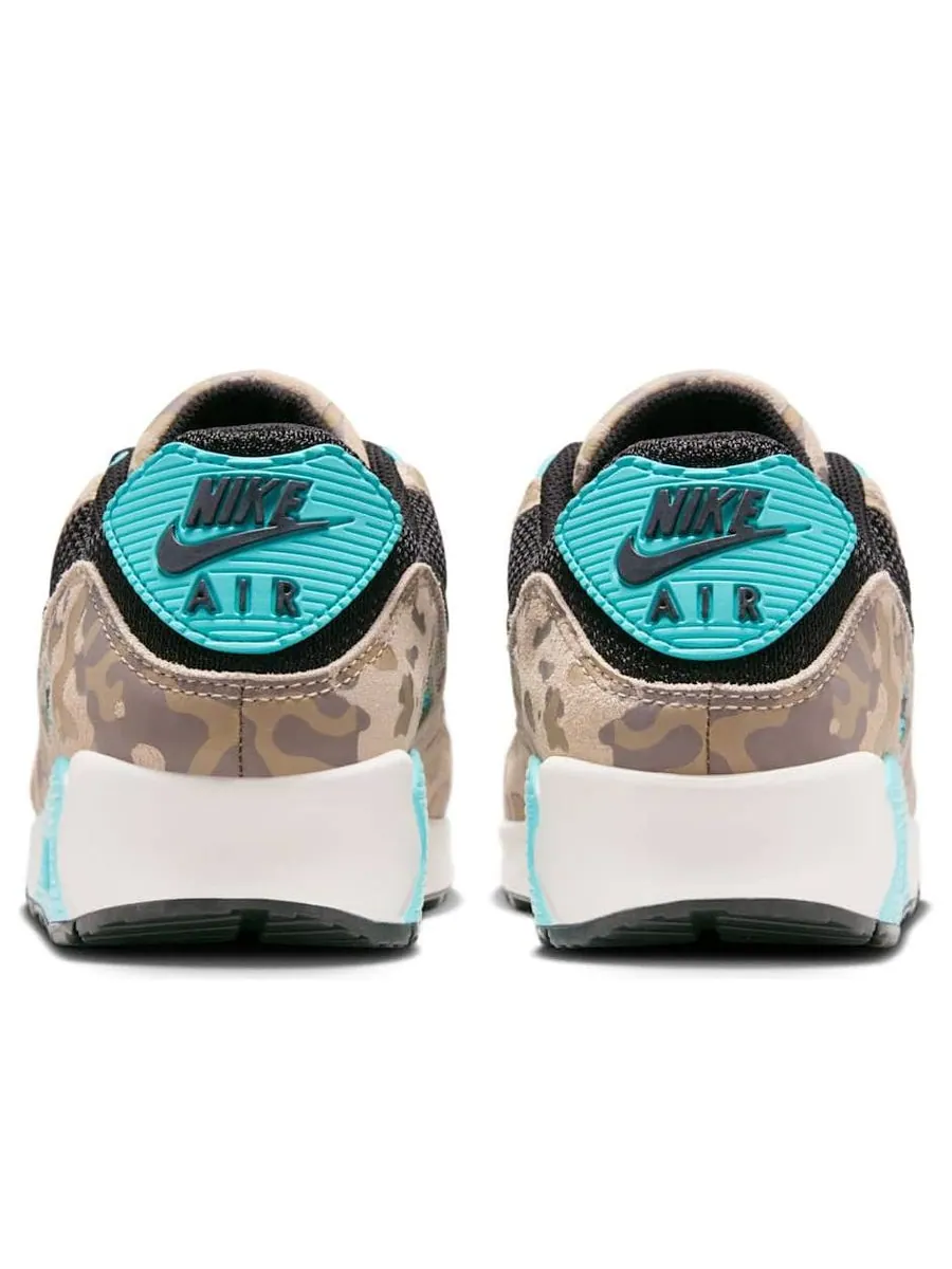 Кроссовки Nike Air Max 90 Premium 'Aurora Green Camo' — изображение 5 из 6, серый
