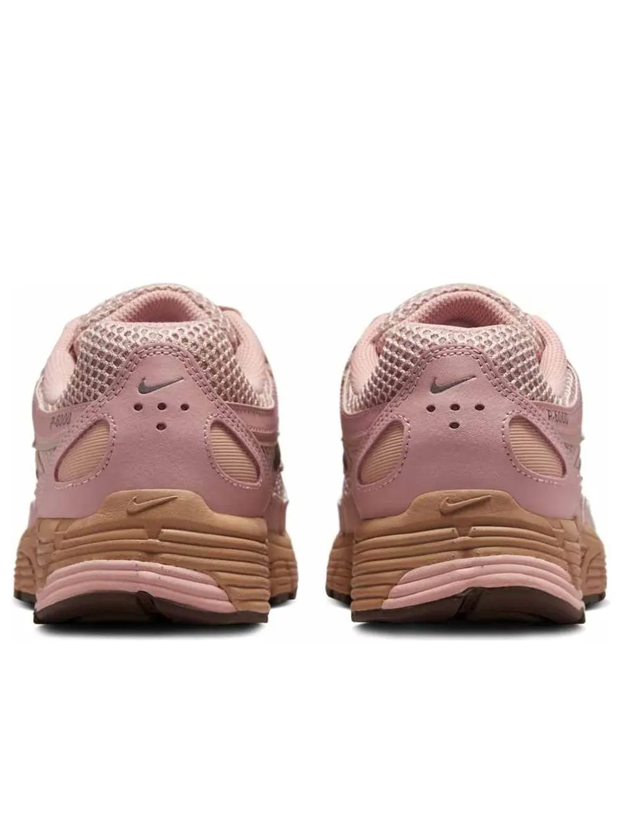 Кроссовки (WMNS) Nike P-6000 SE 'Fossil Stone Pink Oxford' — изображение 5 из 6, розовый