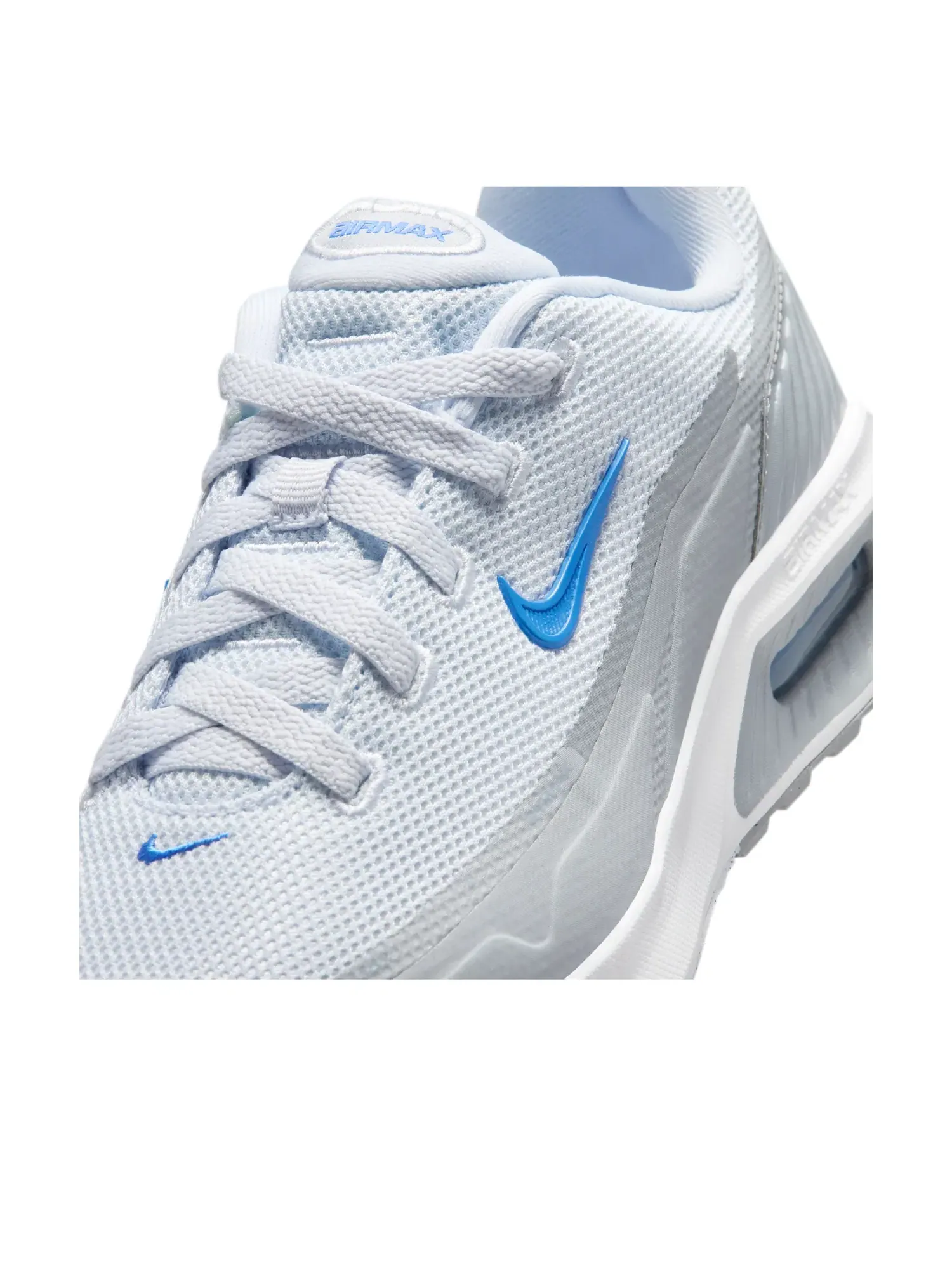 Кроссовки Nike Air Max Bia 'Football Grey Wolf Grey' IF2629-007 — изображение 6 из 7, серый