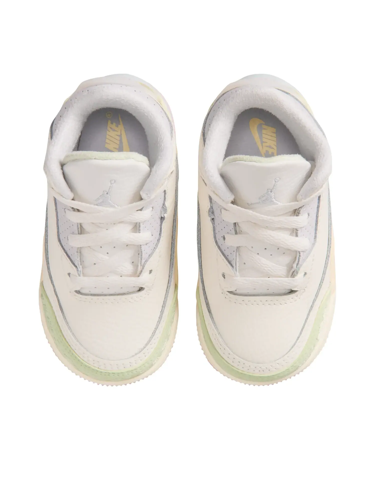 Кроссовки (TD) Air Jordan 3 Retro OG 'Spring is in the Air' — изображение 4 из 5, бежевый