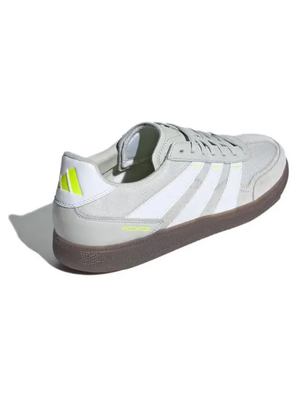 Кроссовки Predator 24 league low freestyle Adidas — изображение 4 из 4, серый/белый/желтый