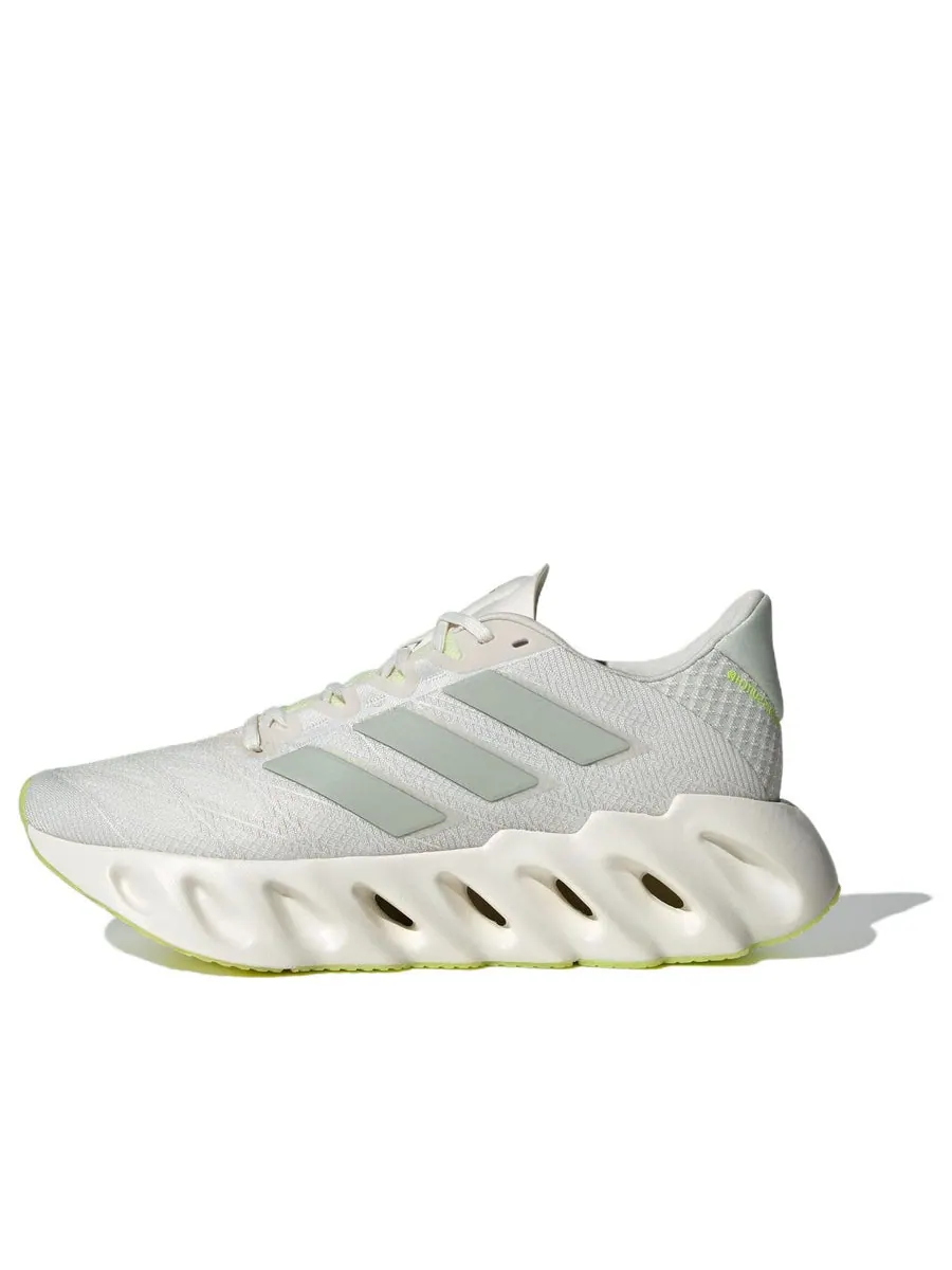 Кроссовки (WMNS) adidas Switch FWD 2 'Beige' — изображение 1 из 5, белый