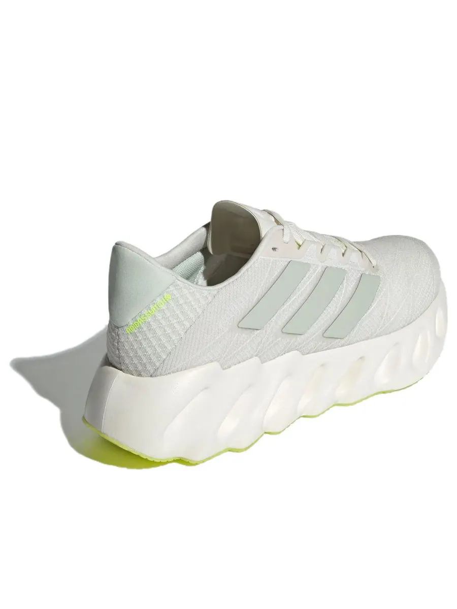 Кроссовки (WMNS) adidas Switch FWD 2 'Beige' — изображение 3 из 5, белый
