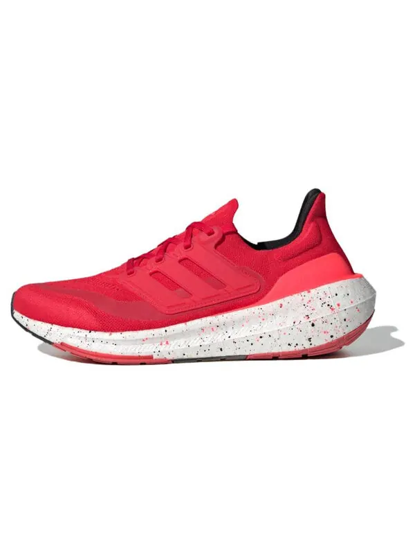 Кроссовки ультрабуст лайт Adidas — изображение 2 из 3, красный
