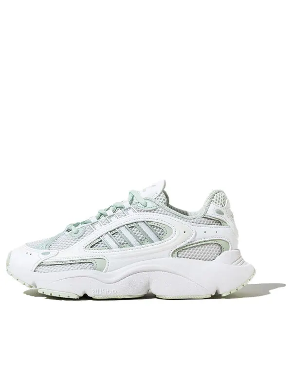 Кроссовки оригиналы ozmillen Adidas — изображение 1 из 3, белый