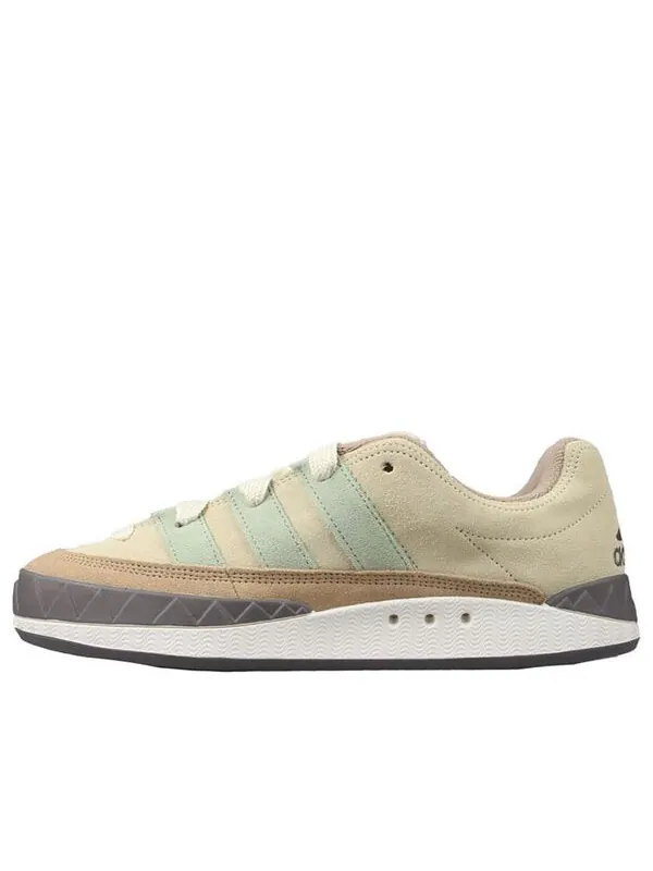 Кроссовки оригиналы adimatic Adidas — изображение 1 из 4, белый/коричневый