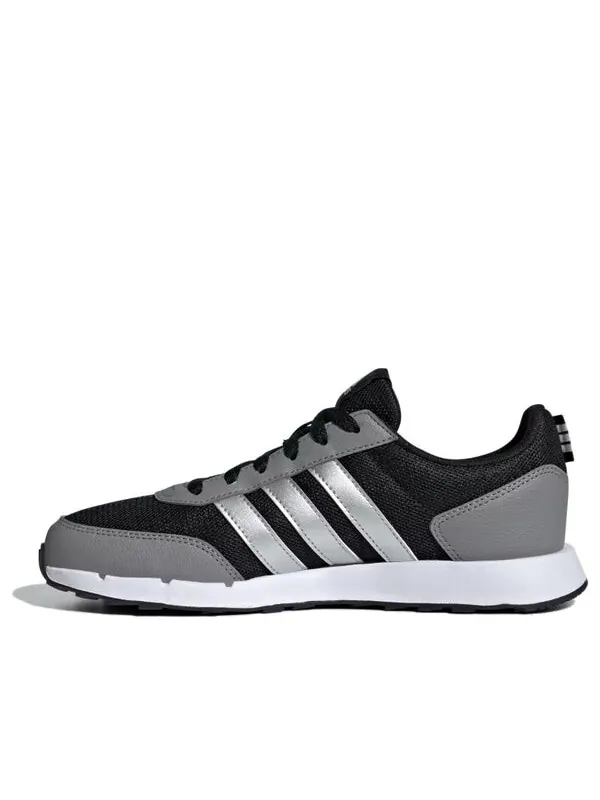 Кроссовки 50-х годов Adidas — изображение 1 из 1, черный/белый/серый