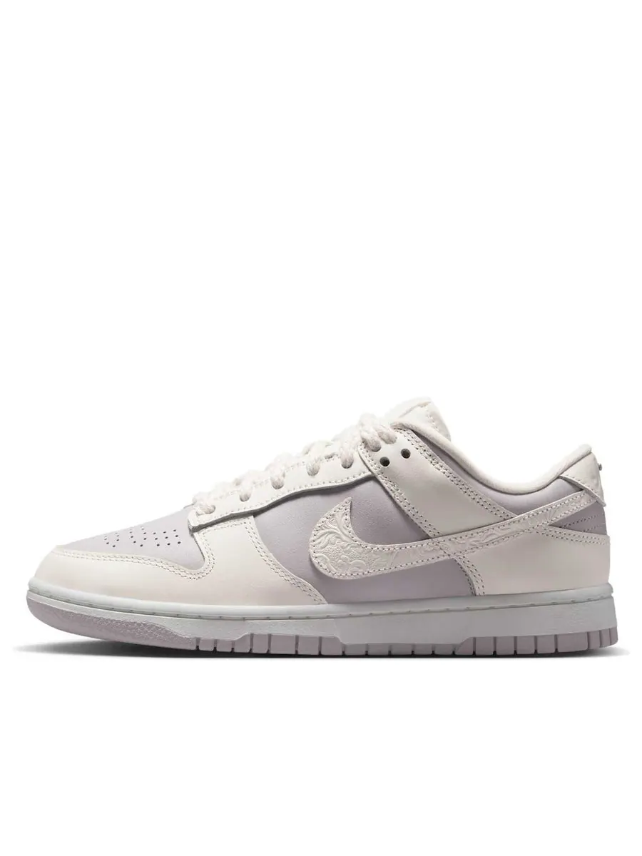 Кроссовки (WMNS) Nike Dunk Low 'Platinum Violet Sail' — изображение 1 из 6, бежевый
