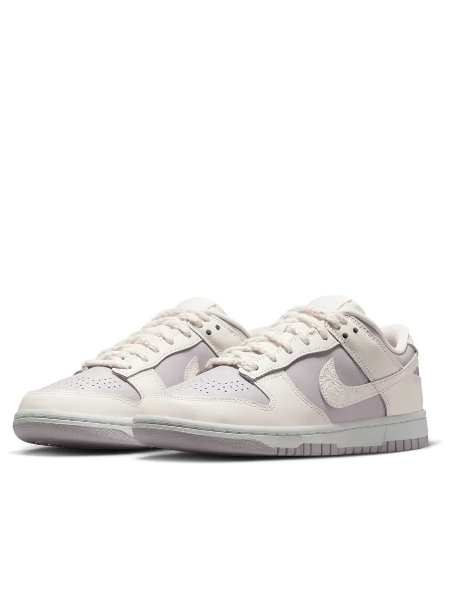 Кроссовки (WMNS) Nike Dunk Low 'Platinum Violet Sail' — изображение 3 из 6, бежевый