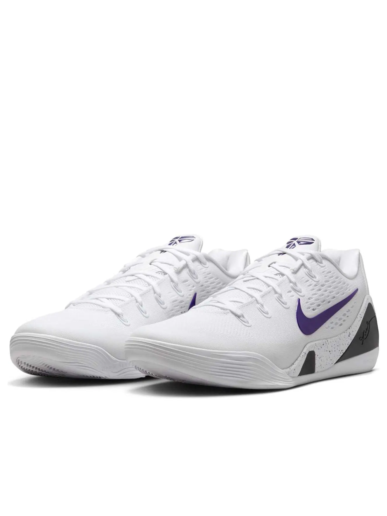 Кроссовки Nike Kobe 9 EM Low Protro 'White Court Purple' — изображение 3 из 6, белый