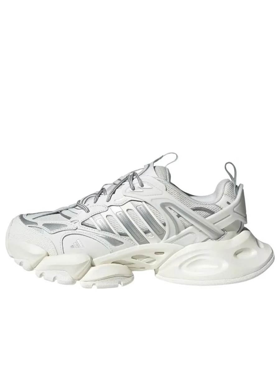 Кроссовки adidas XLG Runner Deluxe 'Core White Silver Metallic' — изображение 1 из 6, белый