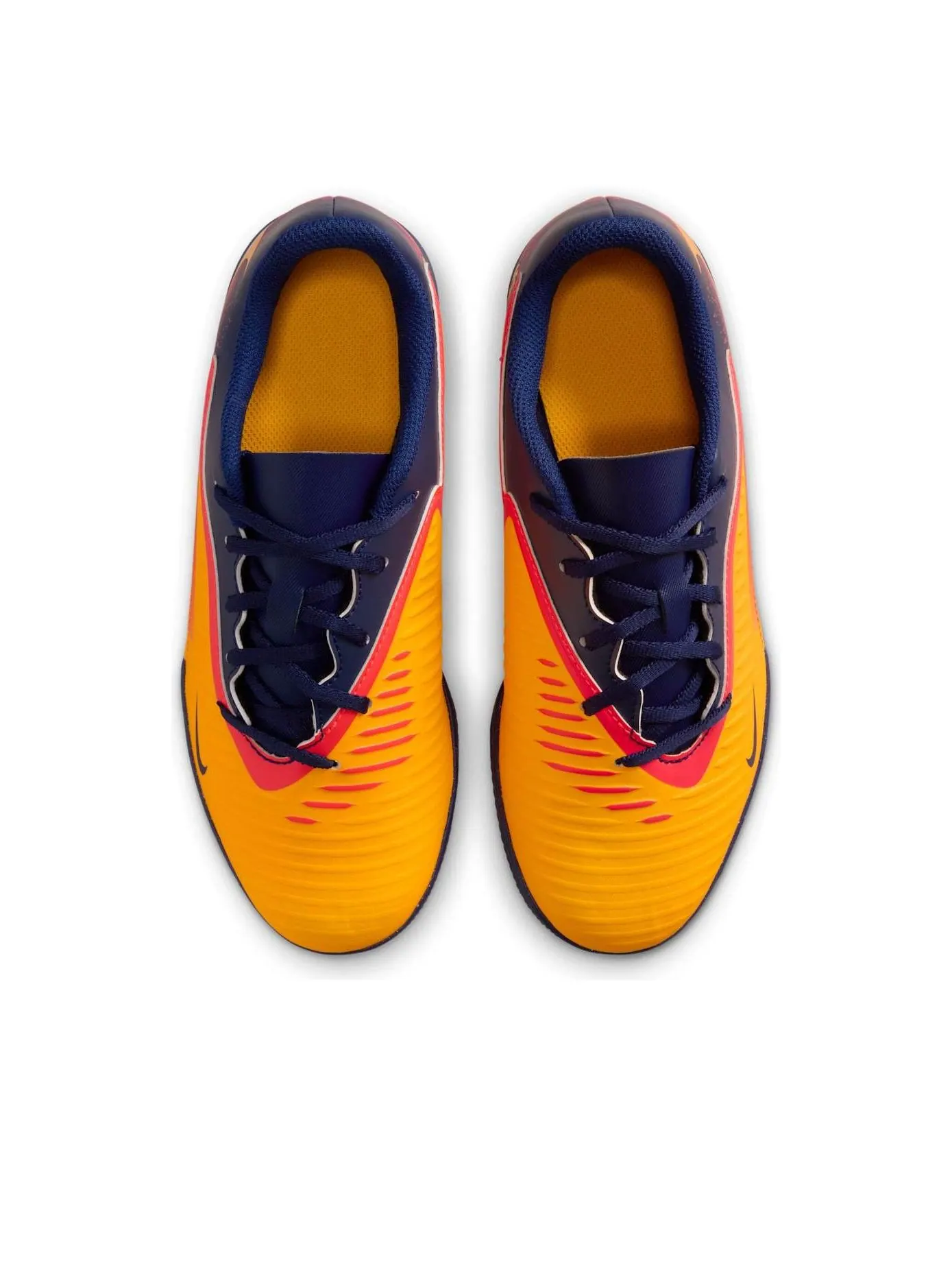 Кроссовки (GS) Nike JR. Phantom 6 Low Club IC 'Erling Haaland' — изображение 2 из 6, оранжевый