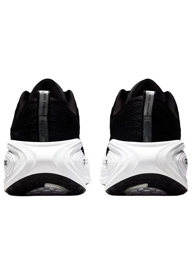 Nike Air Zoom Vomero Plus Extra Wide 'Black Cool Grey' — изображение 4 из 5