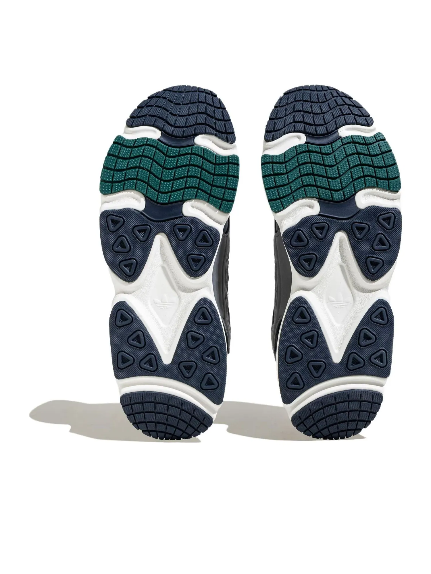 Кроссовки adidas Ozmillen 'Grey Green' — изображение 6 из 6, серый