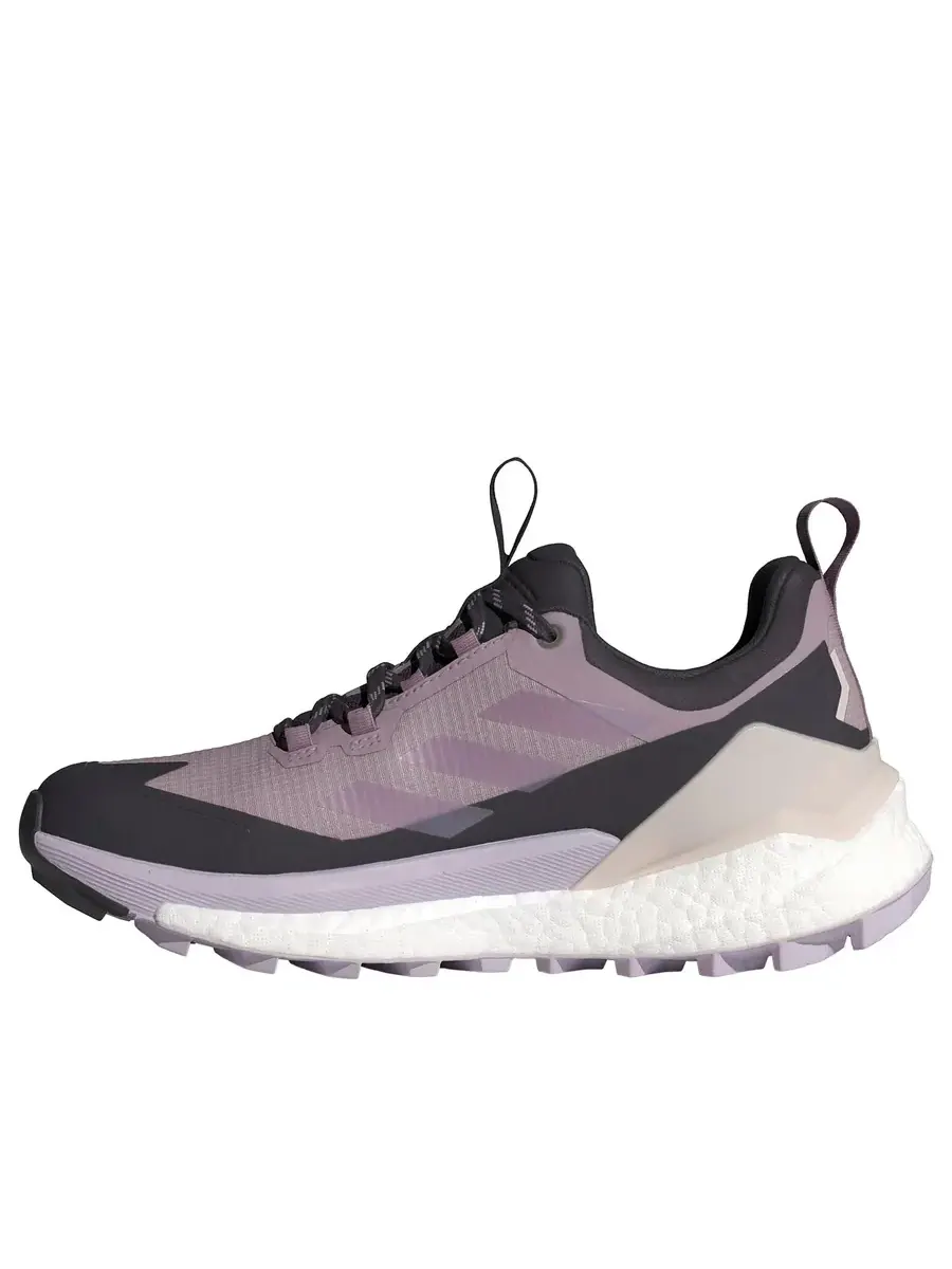 Кроссовки (WMNS) adidas Terrex Free Hiker 2.0 Low Gore-Tex 'Preloved Fig Silver Dawn' — изображение 2 из 5, розовый