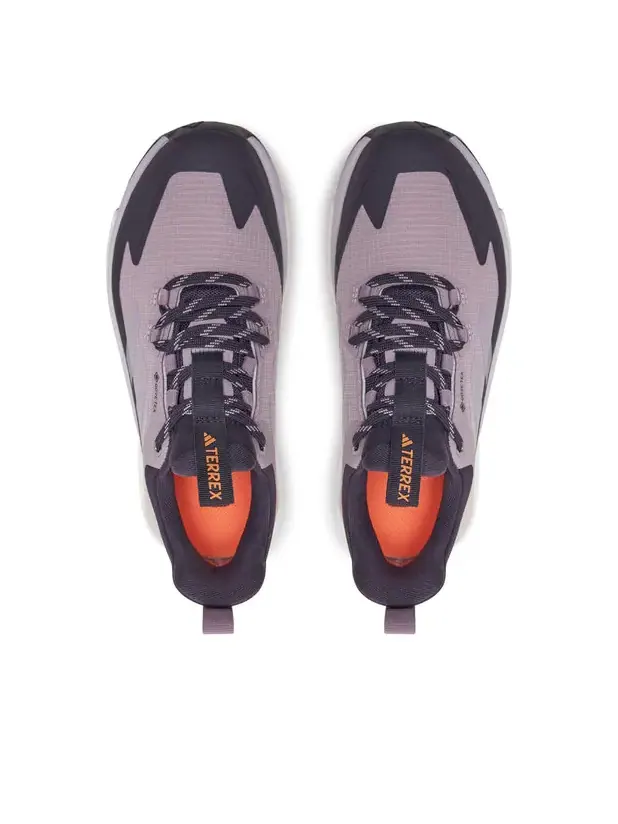 Кроссовки (WMNS) adidas Terrex Free Hiker 2.0 Low Gore-Tex 'Preloved Fig Silver Dawn' — изображение 4 из 5, розовый
