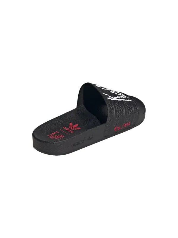 Тапочки x korn adilette slides '30th anniversary' Adidas — изображение 4 из 4, черный/белый