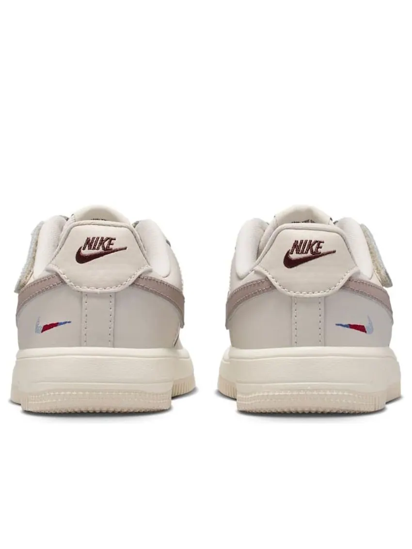 Кроссовки (PS) Nike Force 1 Low LV8 EasyOn 'Light Orewood Brown Burgundy Crush' — изображение 3 из 6, бежевый