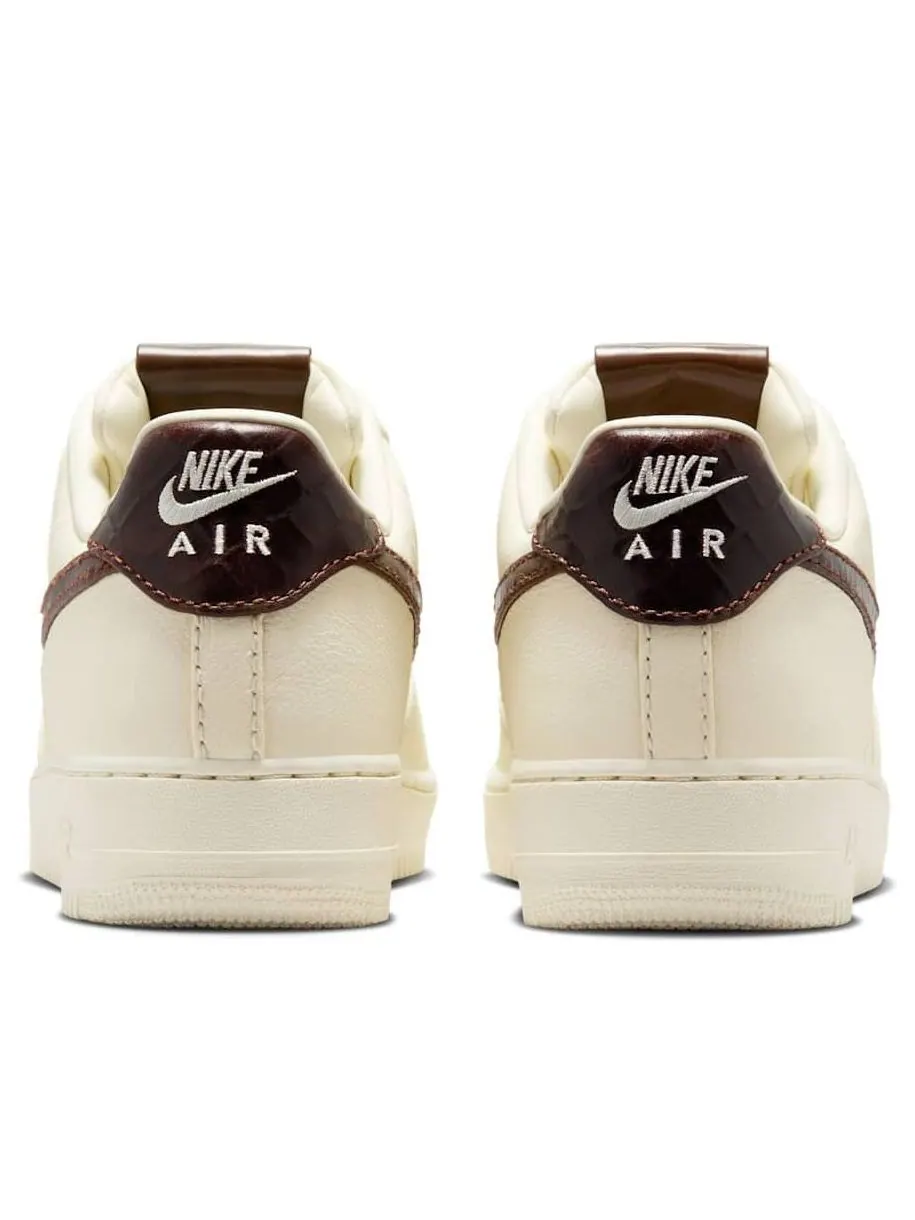 Кроссовки Nike Air Force 1 '07 'Soft Pearl Brown Croc' — изображение 5 из 6, бежевый