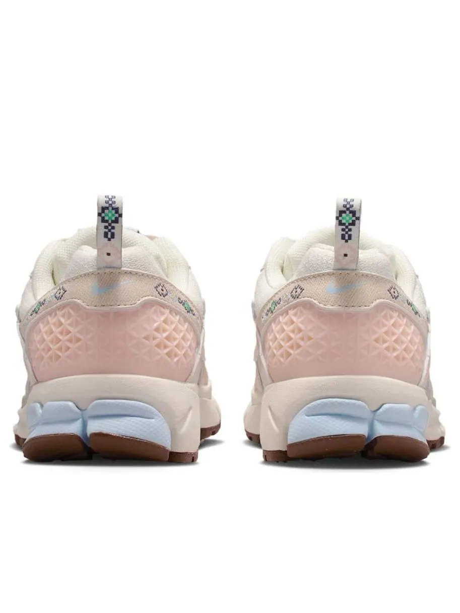 Кроссовки (GS) Nike Vomero 5 'Soft Pearl Washed Coral' — изображение 3 из 6, розовый