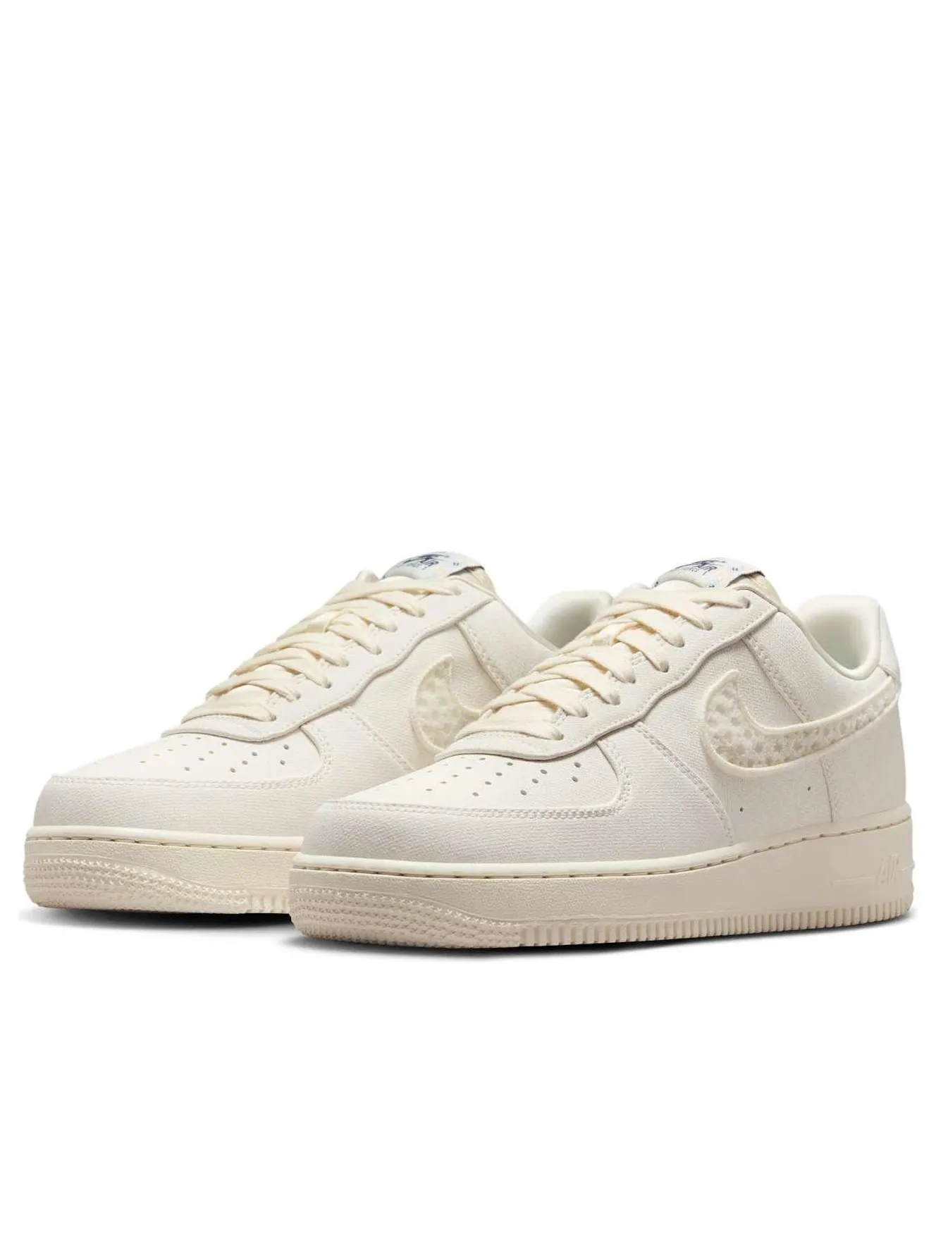 Кроссовки (WMNS) Nike Air Force 1 Low 'Aztec' — изображение 4 из 6, белый