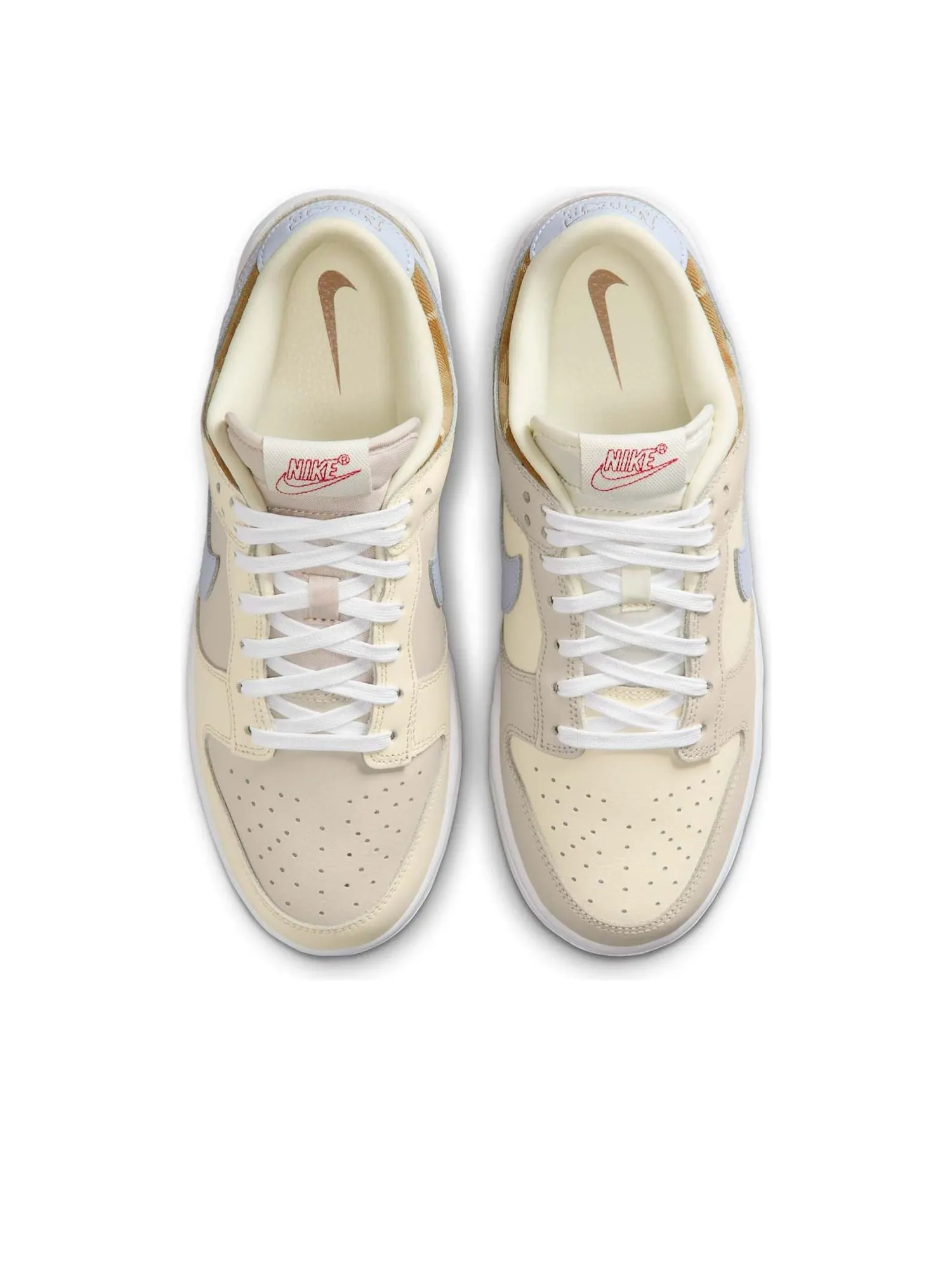Кроссовки (WMNS) Nike Dunk Low 'Camo Collar' — изображение 4 из 6, бежевый