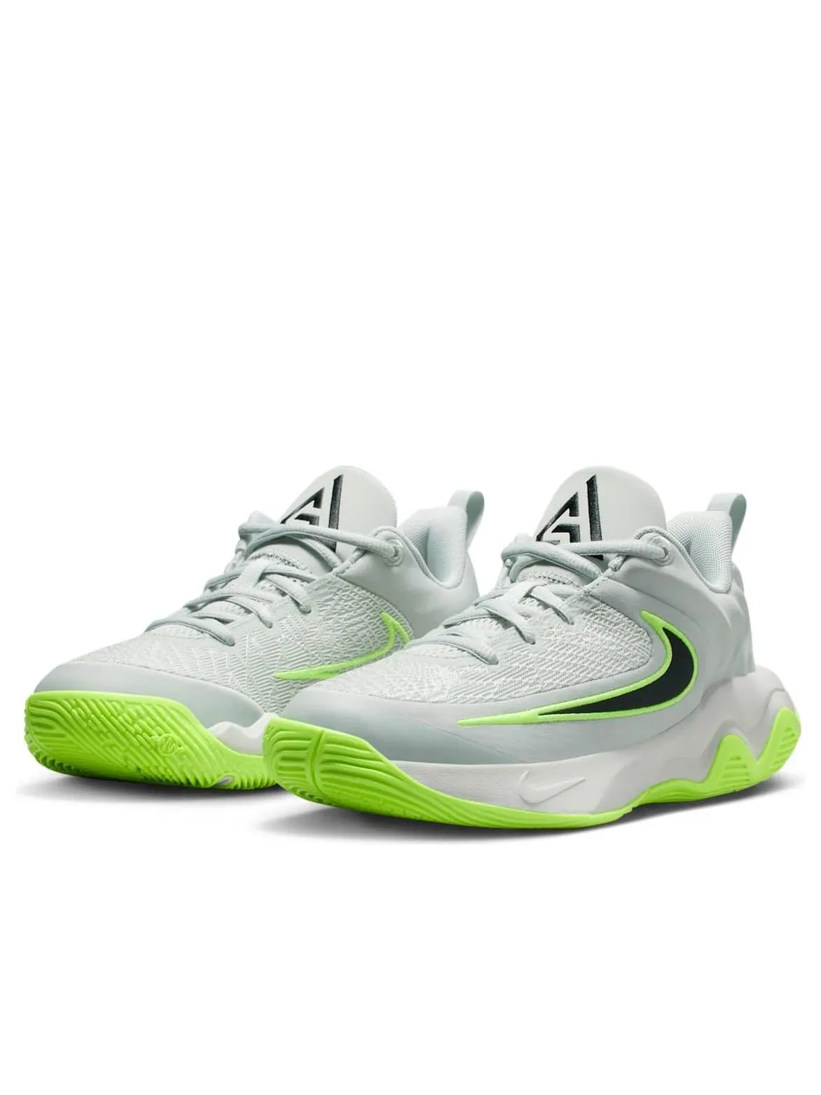 Кроссовки (GS) Nike Giannis Immortality 4 'Light Silver Volt Black' — изображение 4 из 6, серебряный