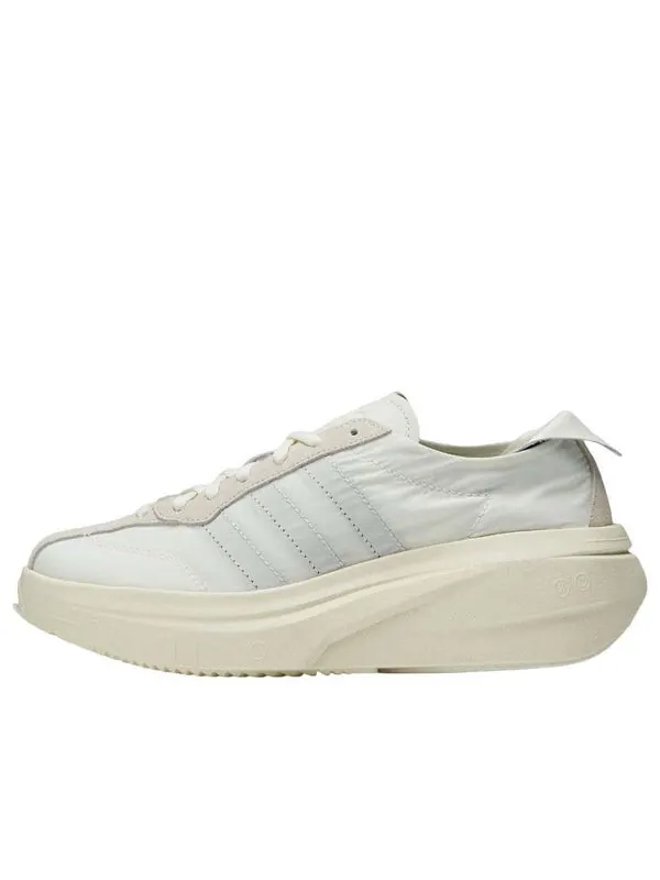 Кроссовки и 3 субая Adidas — изображение 1 из 4, белый/бежевый