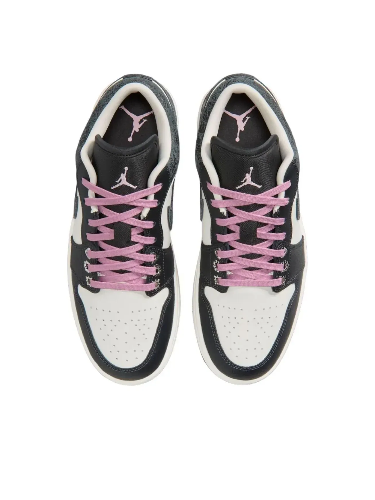 Кроссовки (WMNS) Air Jordan 1 Low SE 'Iced Carmine' — изображение 3 из 5, белый