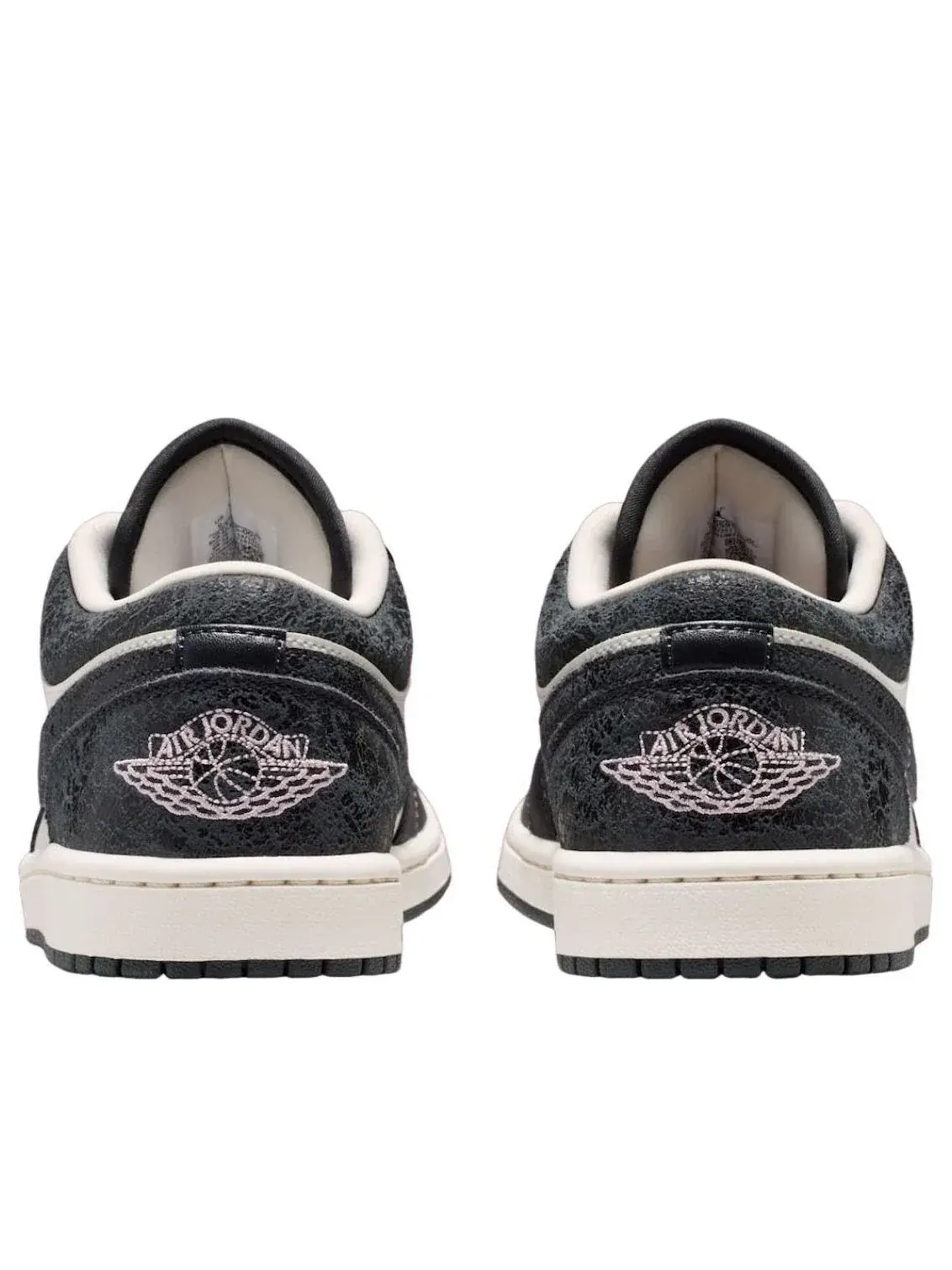Кроссовки (WMNS) Air Jordan 1 Low SE 'Iced Carmine' — изображение 4 из 5, белый
