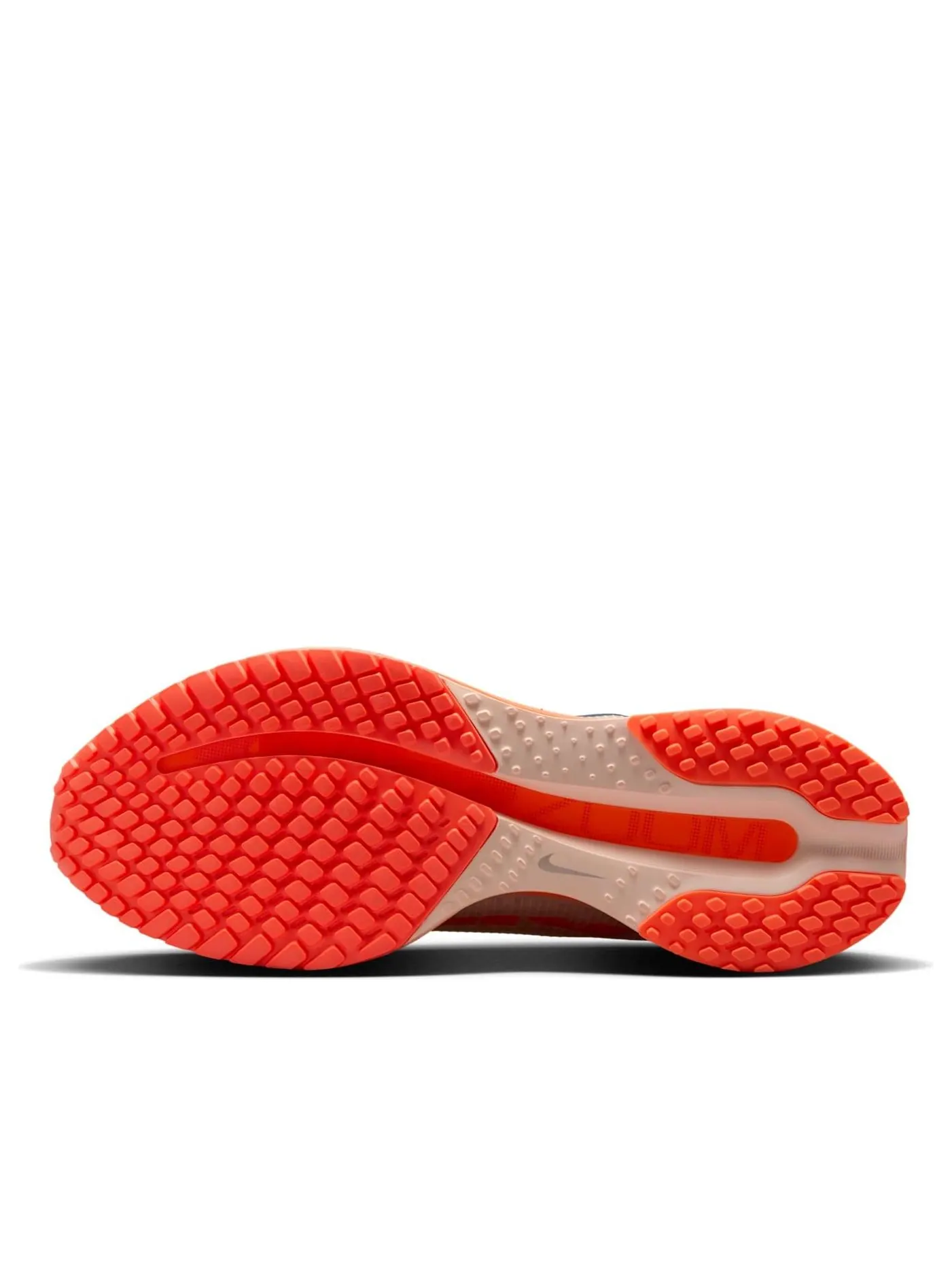 Кроссовки Nike Pegasus Premium 'Washed Coral Hyper Orange' — изображение 5 из 6, оранжевый