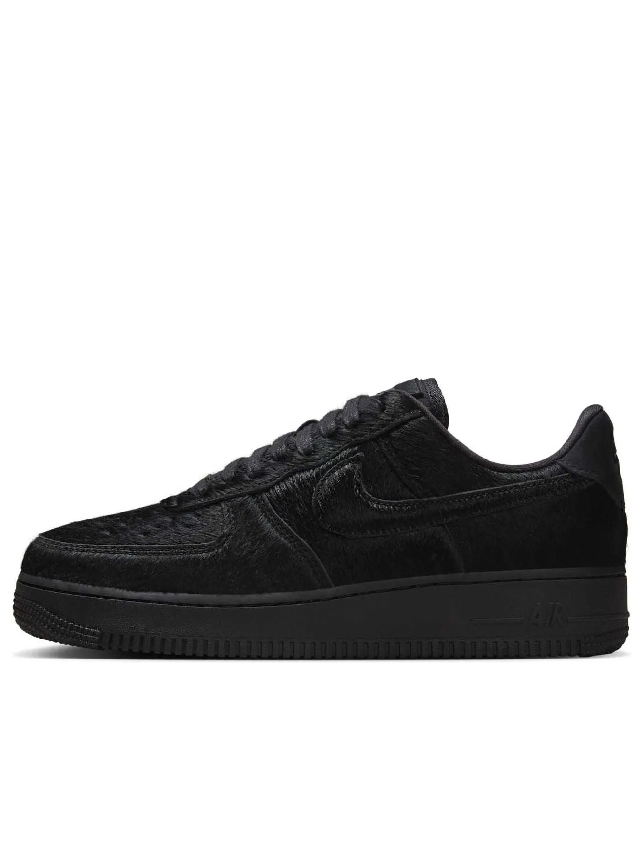 Кроссовки (WMNS) Nike Air Force 1 Low '07 Pony Hair 'Triple Black' — изображение 1 из 6, черный